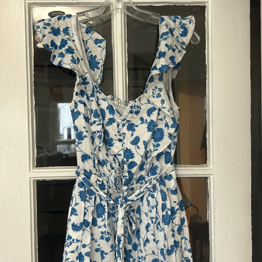 Gal Meets Glam Blue & White dress